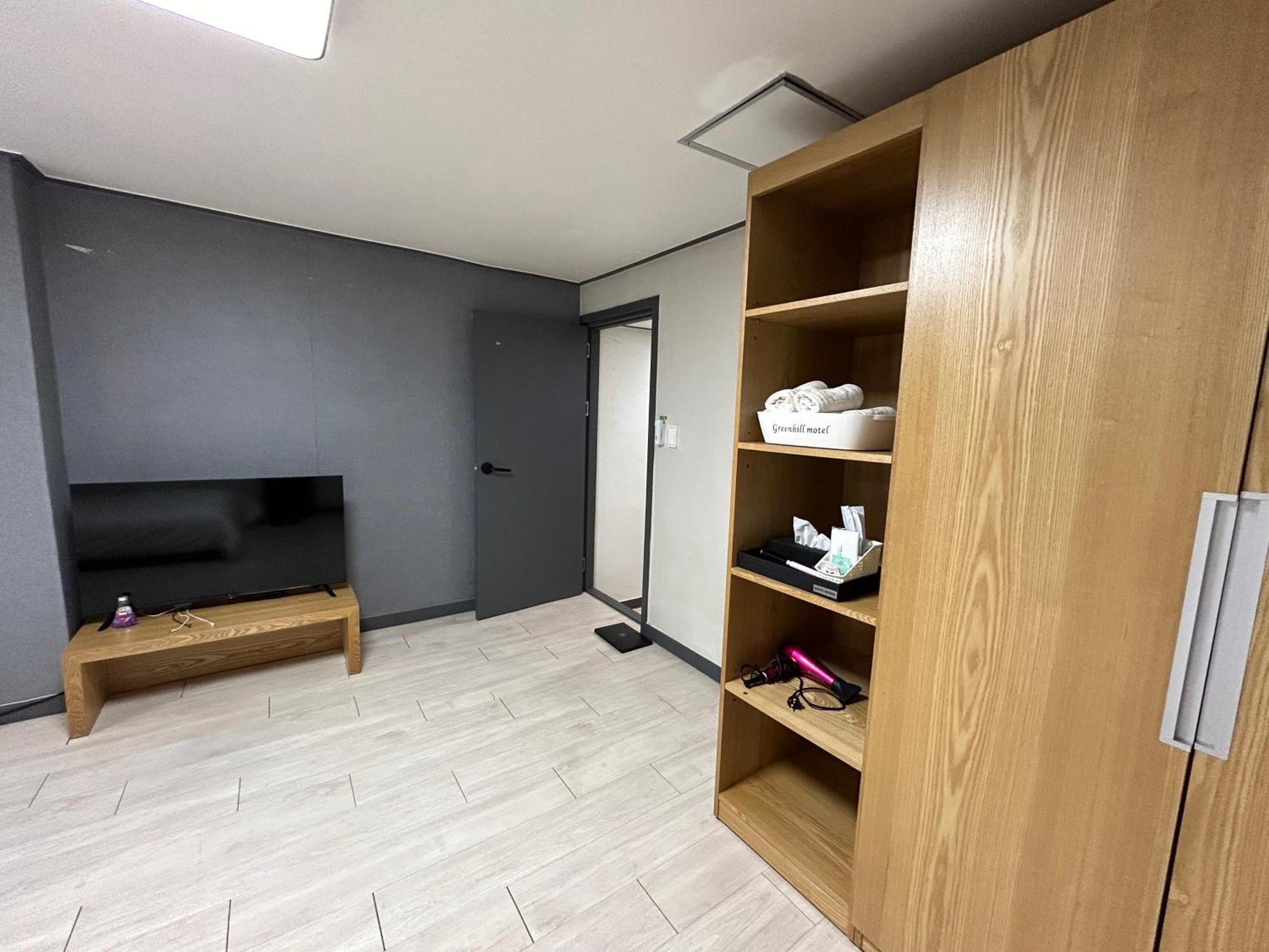 Deluxe Motel Kodže Pokoj fotografie