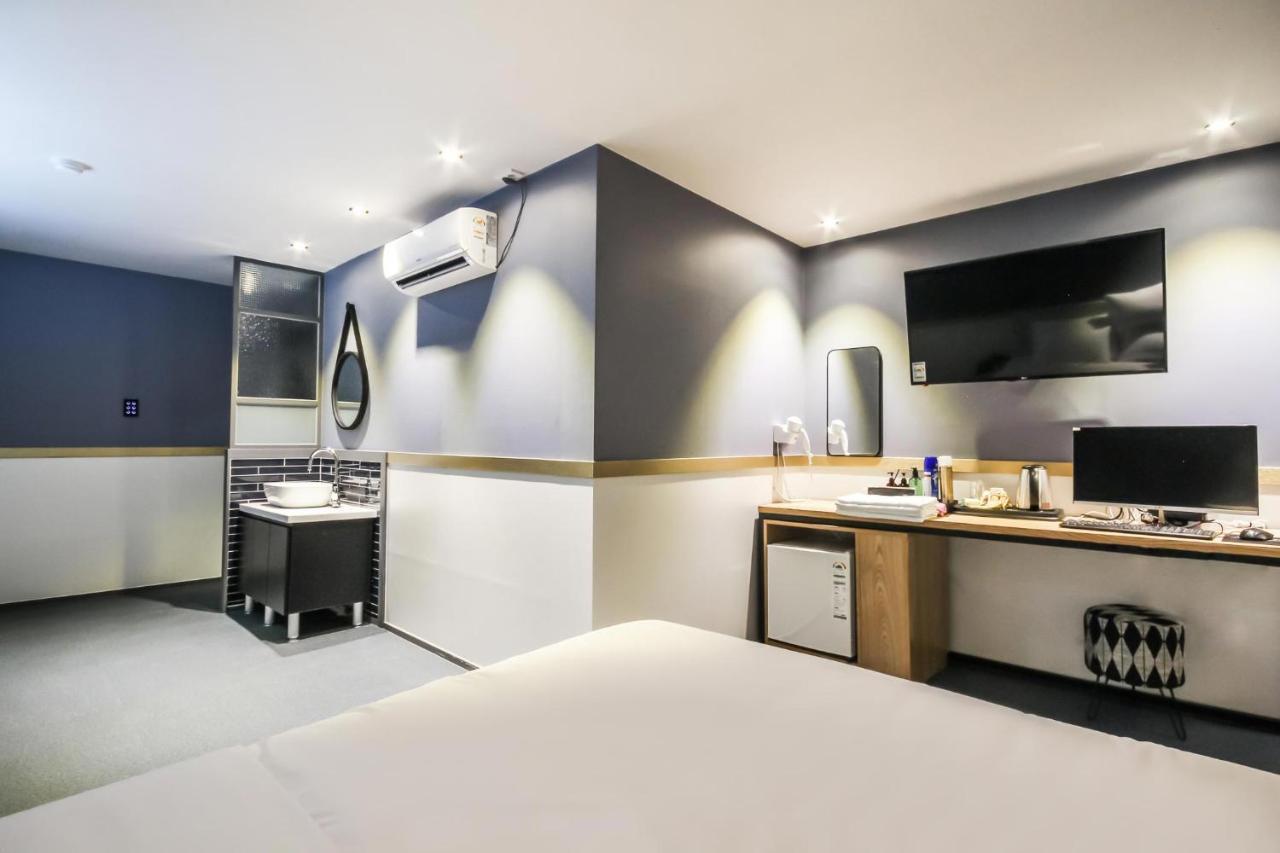 Deluxe Motel Kodže Exteriér fotografie