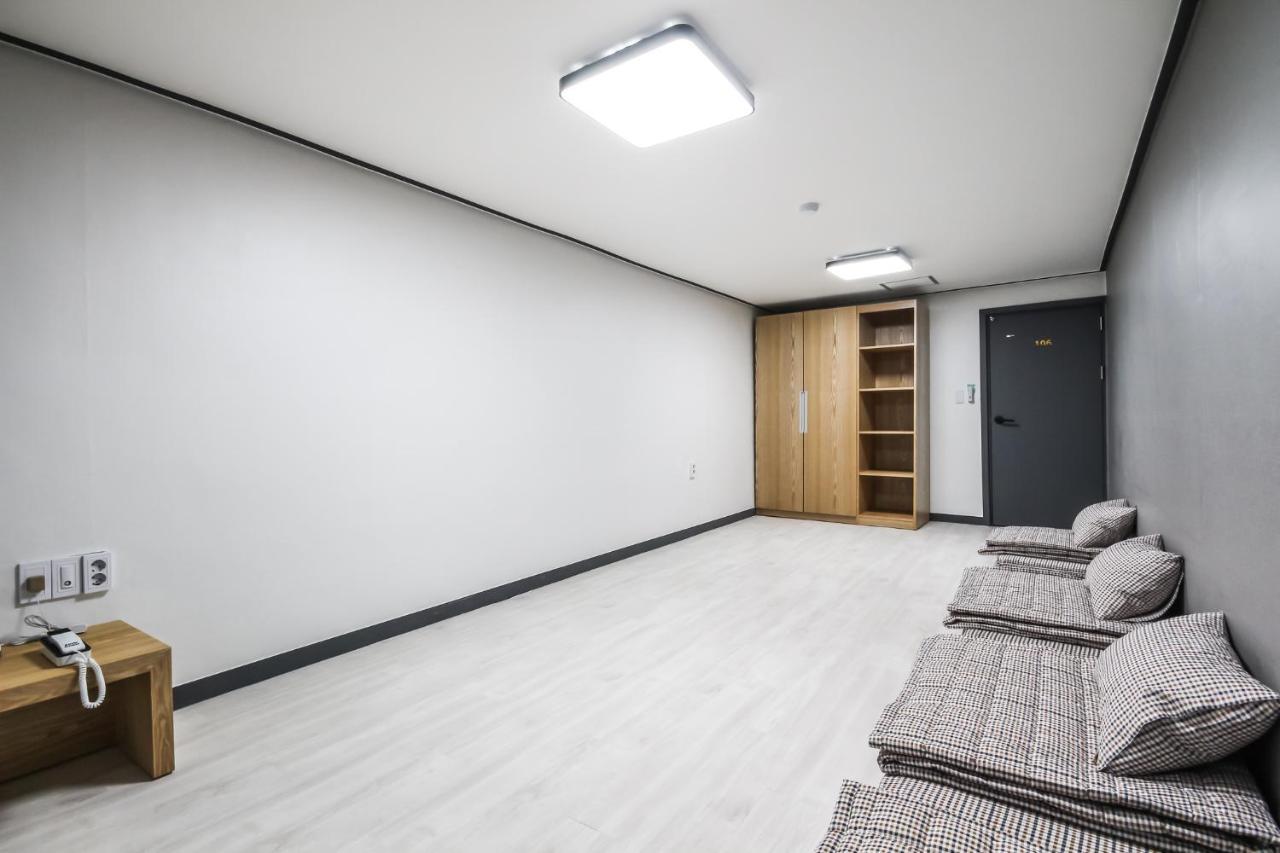 Deluxe Motel Kodže Exteriér fotografie